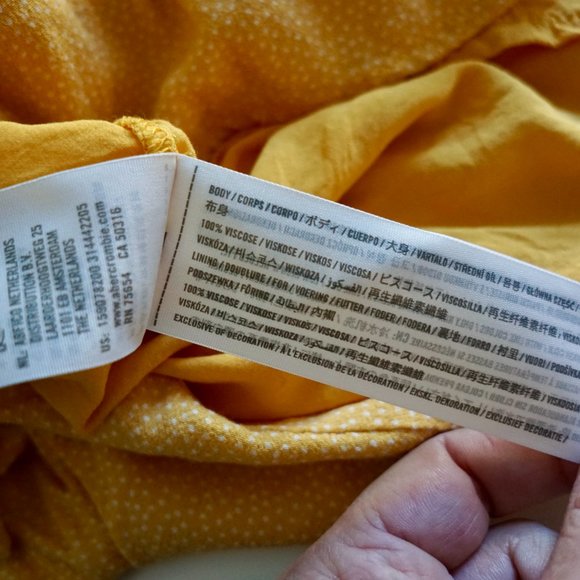 Abercrombie and Fitch Yellow Polka Dot Romper Size M - Picture 10 of 10